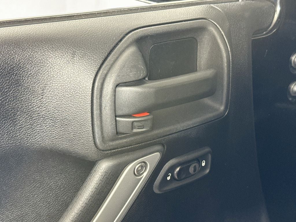 2013 Jeep Wrangler Unlimited Unlimited Sahara