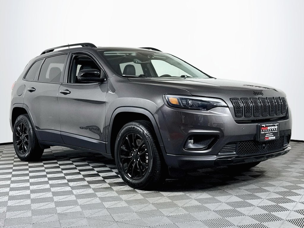 2023 Jeep Cherokee Altitude 4X4 Lux Elite Package
