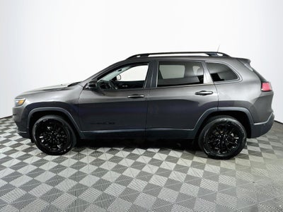 2023 Jeep Cherokee Altitude 4X4 Lux Elite Package