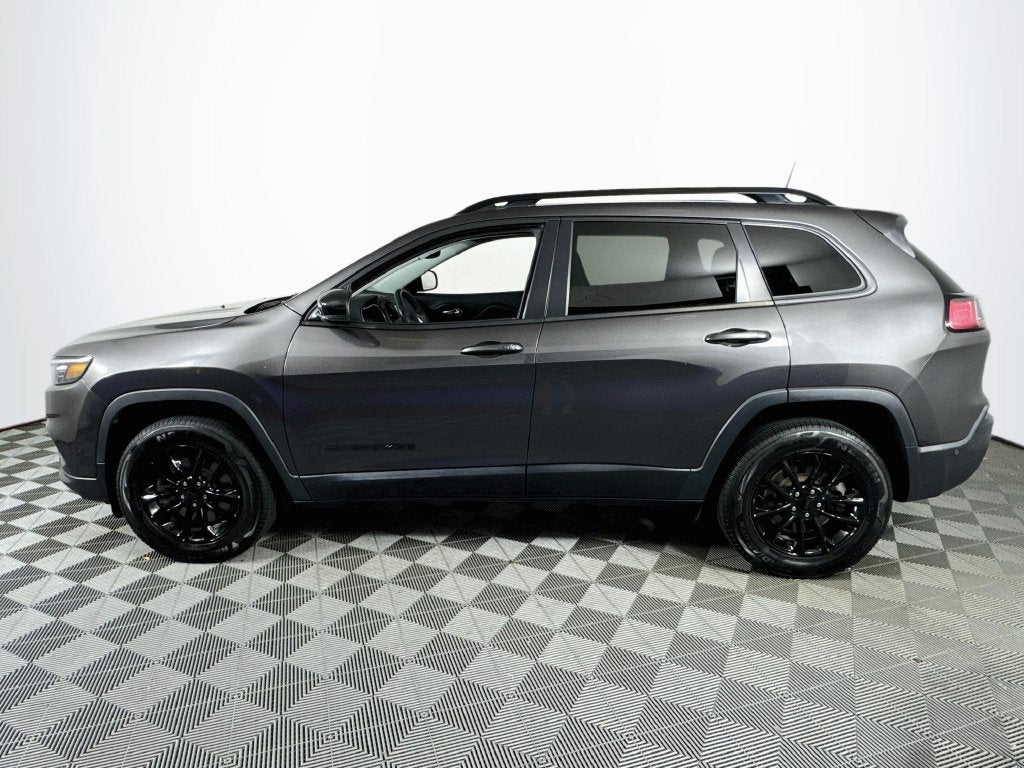 2023 Jeep Cherokee Altitude 4X4 Lux Elite Package