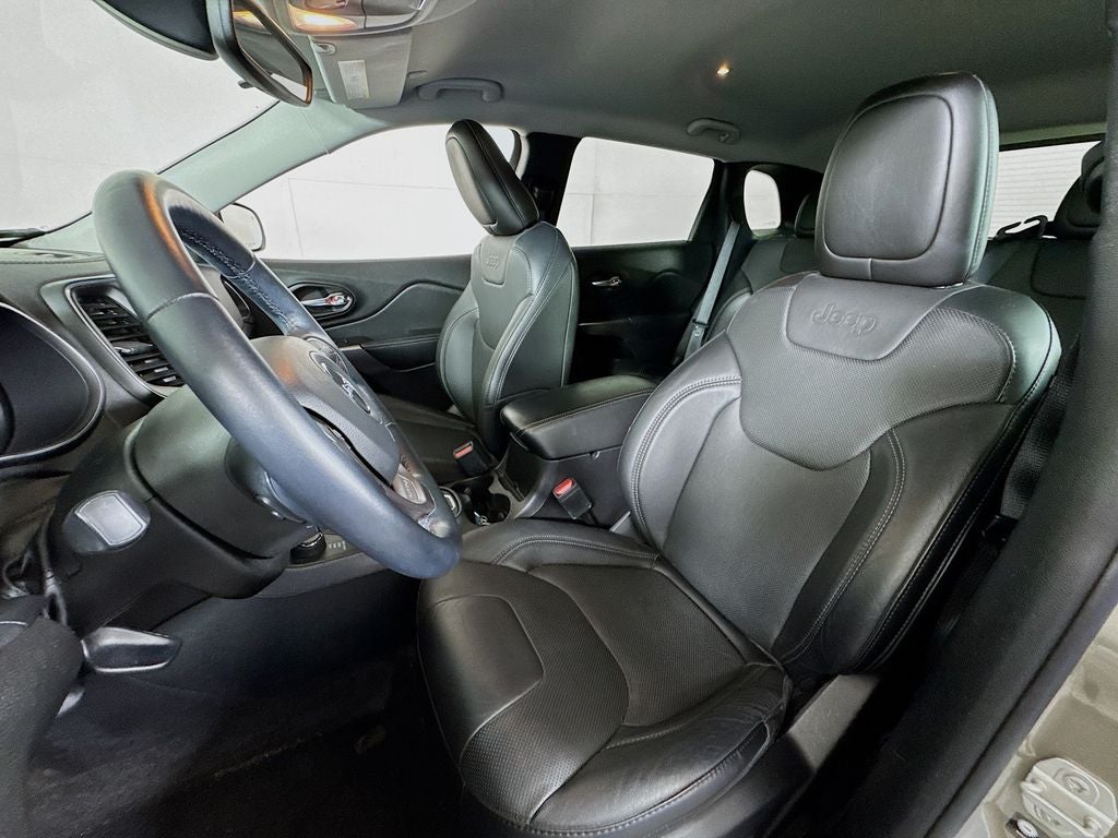 2021 Jeep Cherokee Latitude Luxury 4X4