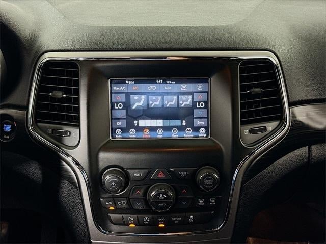 2020 Jeep Grand Cherokee Laredo E 4X4