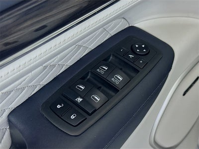 2020 Jeep Grand Cherokee Summit Platinum Series