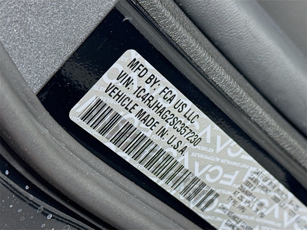 2025 Jeep Grand Cherokee Laredo X