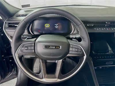 2026 Jeep Grand Cherokee Laredo