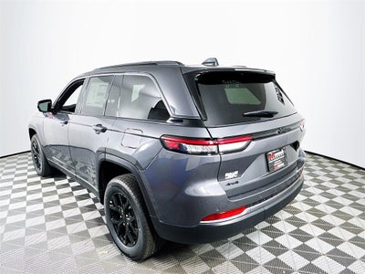 2026 Jeep Grand Cherokee Laredo