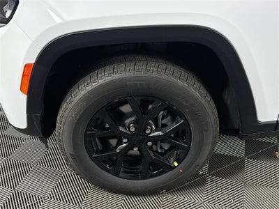 2026 Jeep Grand Cherokee Laredo