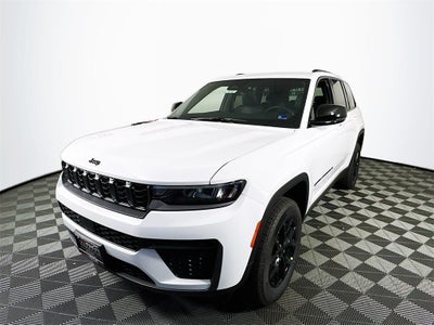 2026 Jeep Grand Cherokee Laredo