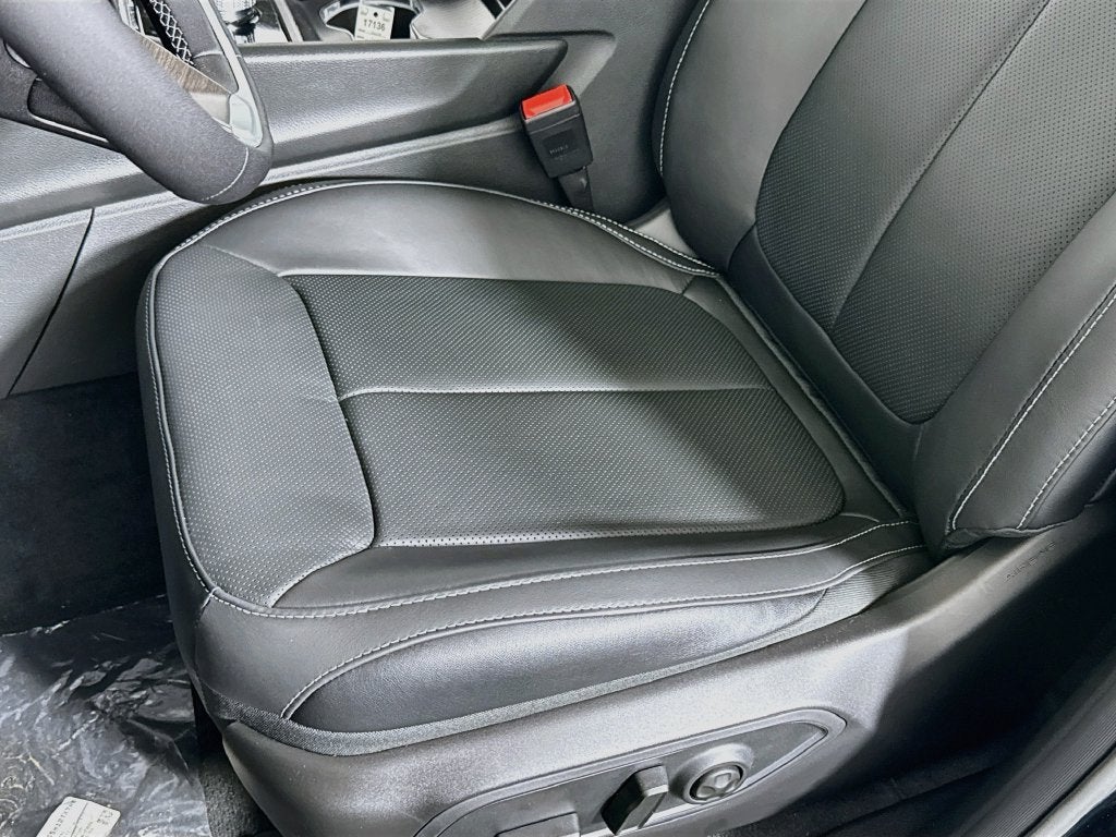 2027 Jeep Grand Cherokee Limited Reserve
