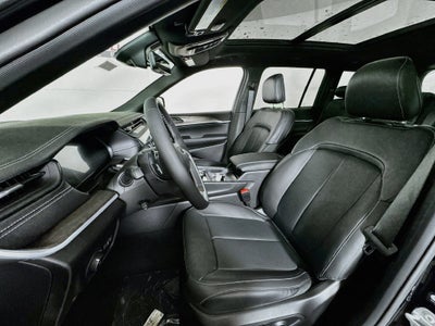 2027 Jeep Grand Cherokee Limited Reserve