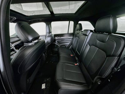 2027 Jeep Grand Cherokee Limited Reserve