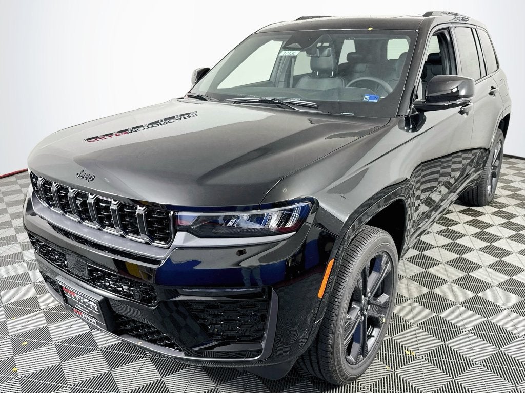 2027 Jeep Grand Cherokee Limited Reserve