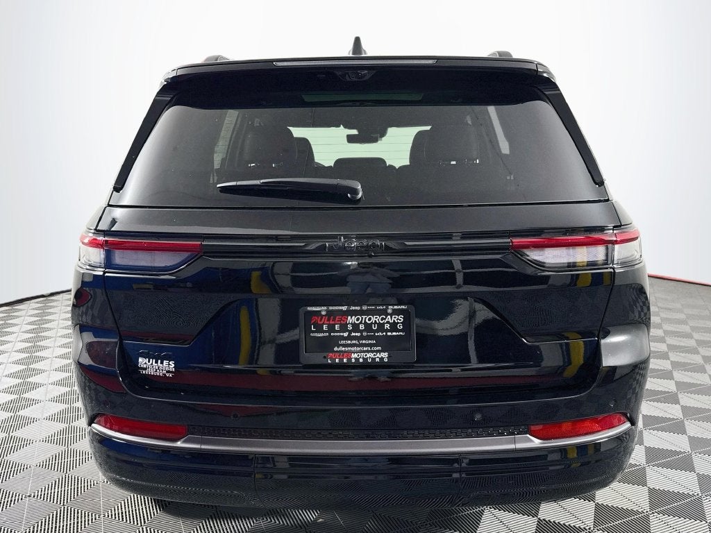 2027 Jeep Grand Cherokee Limited Reserve