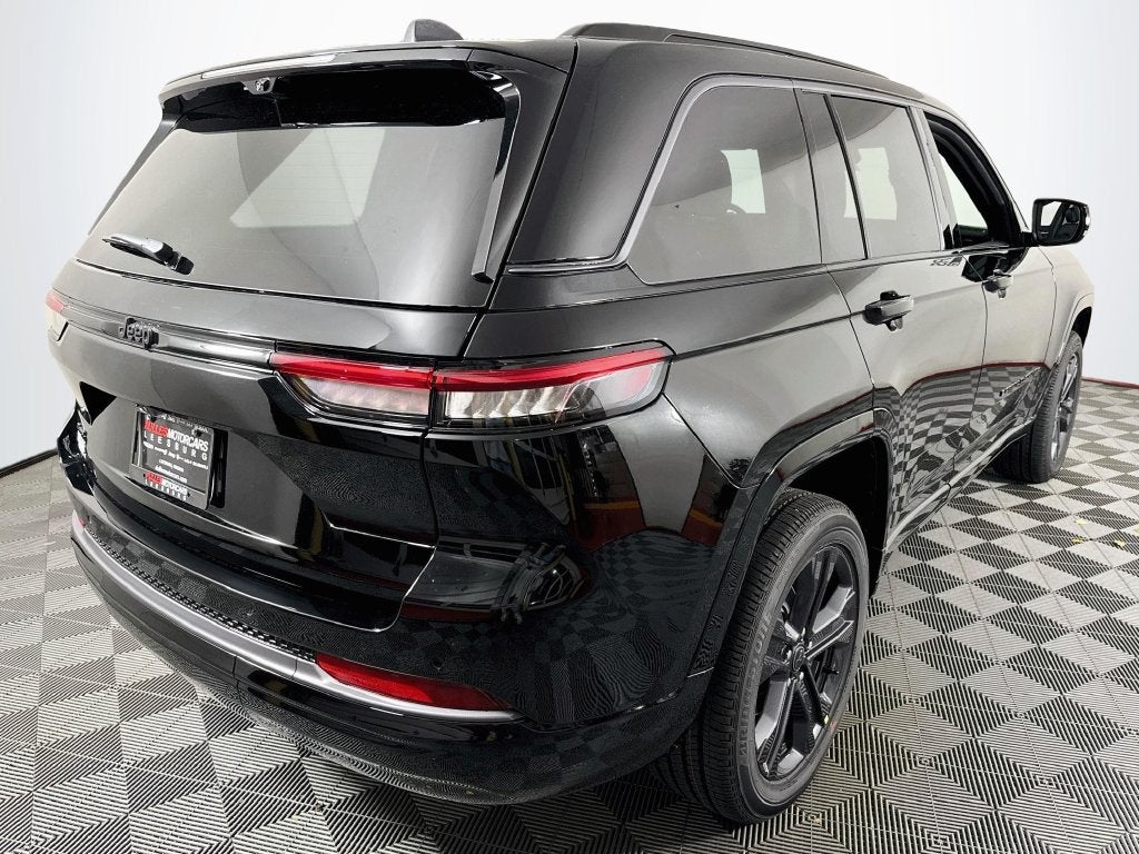 2027 Jeep Grand Cherokee Limited Reserve