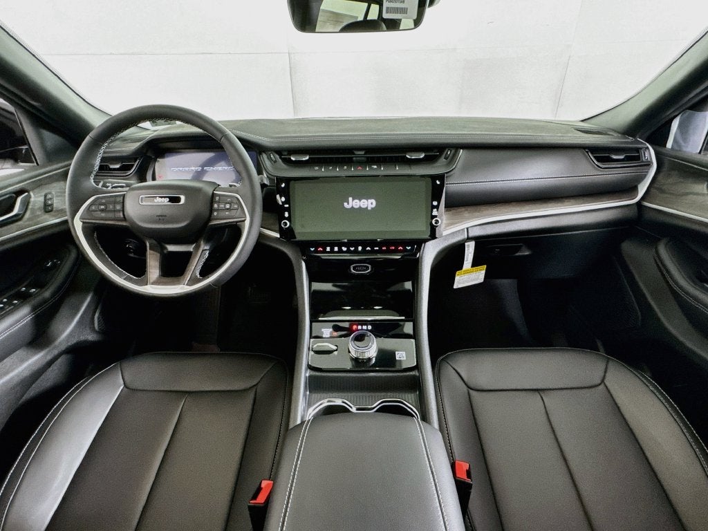2027 Jeep Grand Cherokee Limited