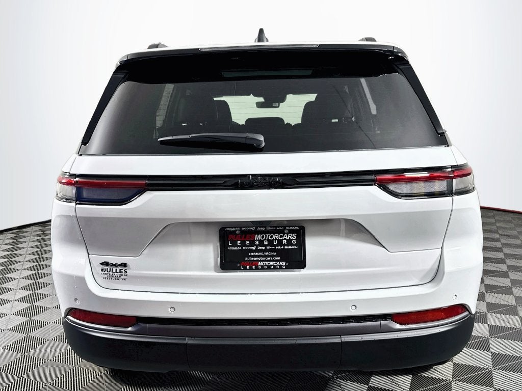 2027 Jeep Grand Cherokee Limited