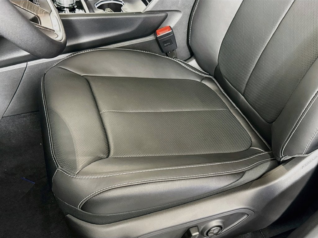 2027 Jeep Grand Cherokee Limited Reserve