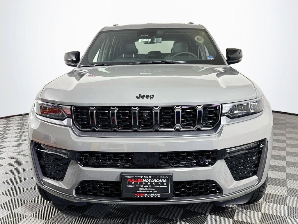 2027 Jeep Grand Cherokee Limited Reserve