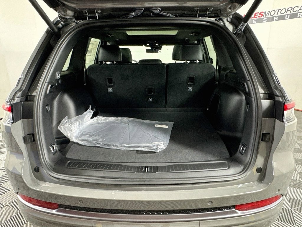 2027 Jeep Grand Cherokee Limited Reserve