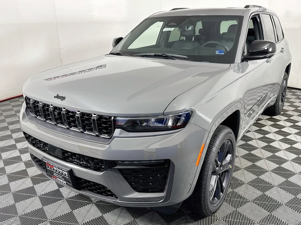 2027 Jeep Grand Cherokee Limited Reserve
