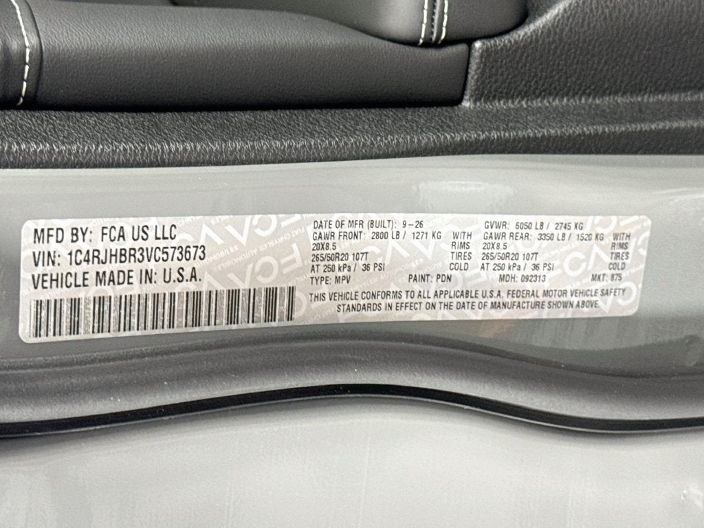 2027 Jeep Grand Cherokee Limited Reserve