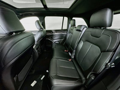 2027 Jeep Grand Cherokee Limited Reserve