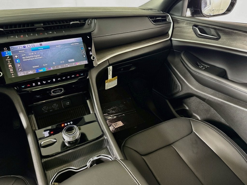 2027 Jeep Grand Cherokee Limited