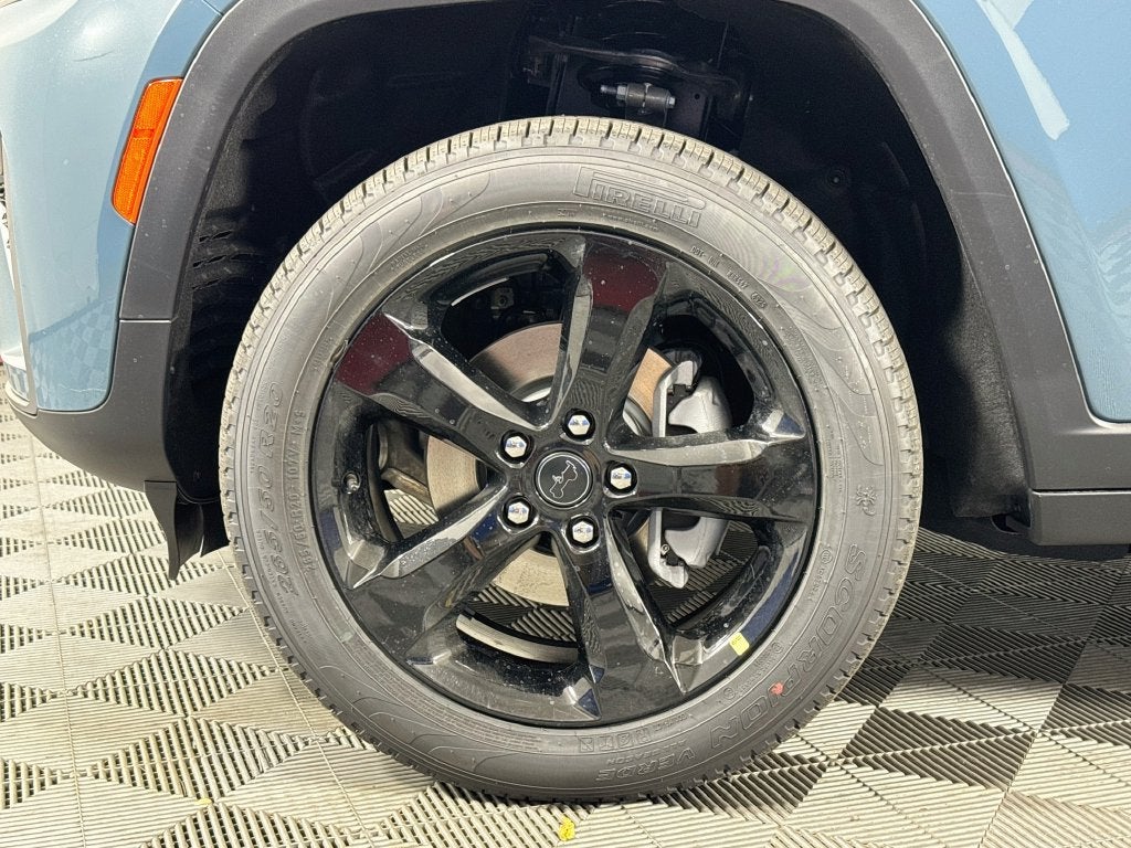 2027 Jeep Grand Cherokee Limited