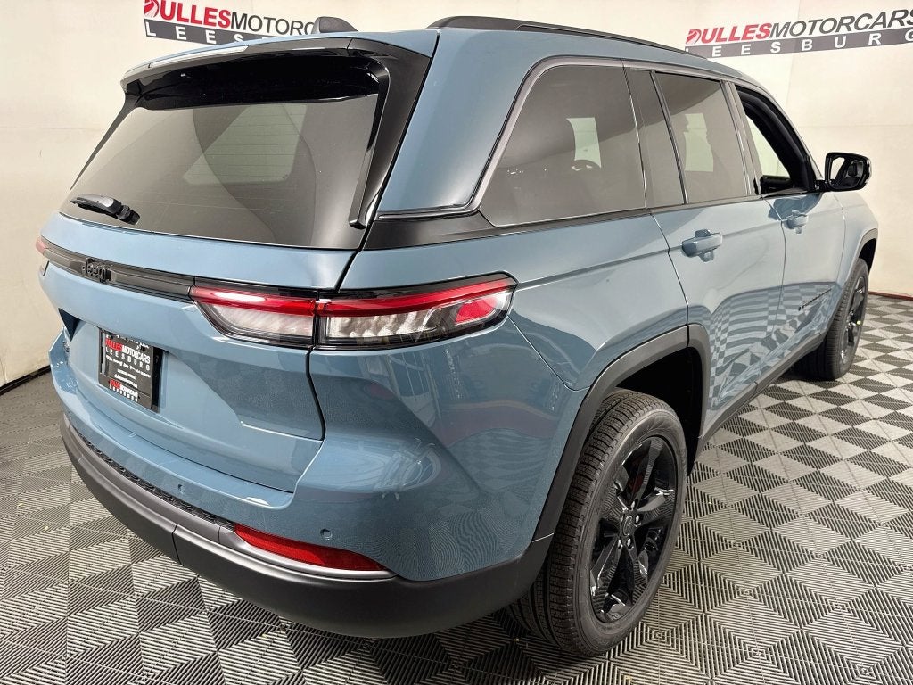 2027 Jeep Grand Cherokee Limited