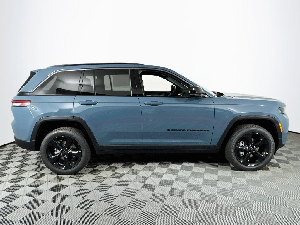 2027 Jeep Grand Cherokee Limited