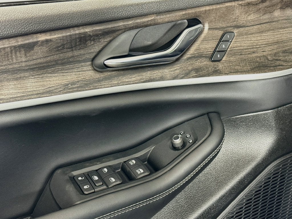 2027 Jeep Grand Cherokee Limited