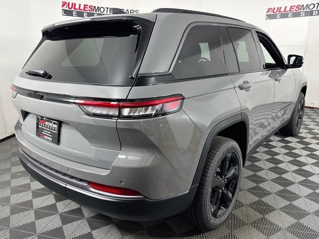 2027 Jeep Grand Cherokee Limited