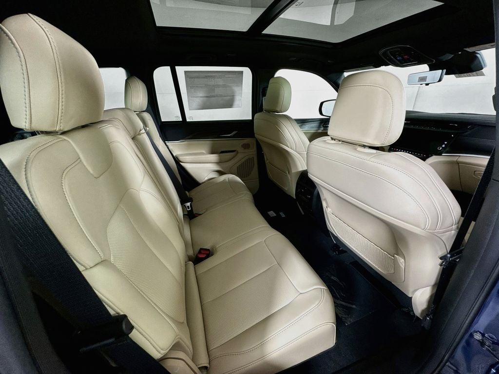 2027 Jeep Grand Cherokee Limited