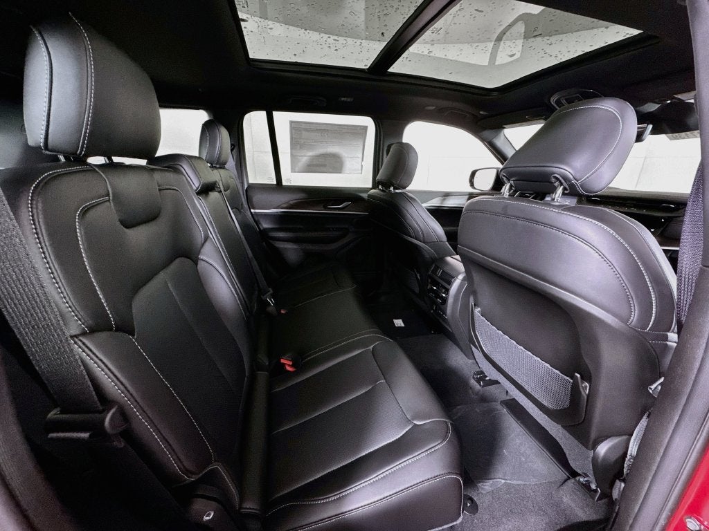 2027 Jeep Grand Cherokee Limited