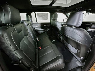 2027 Jeep Grand Cherokee Limited Reserve