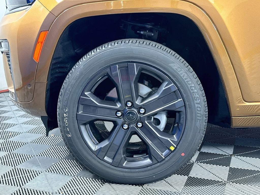 2027 Jeep Grand Cherokee Limited Reserve
