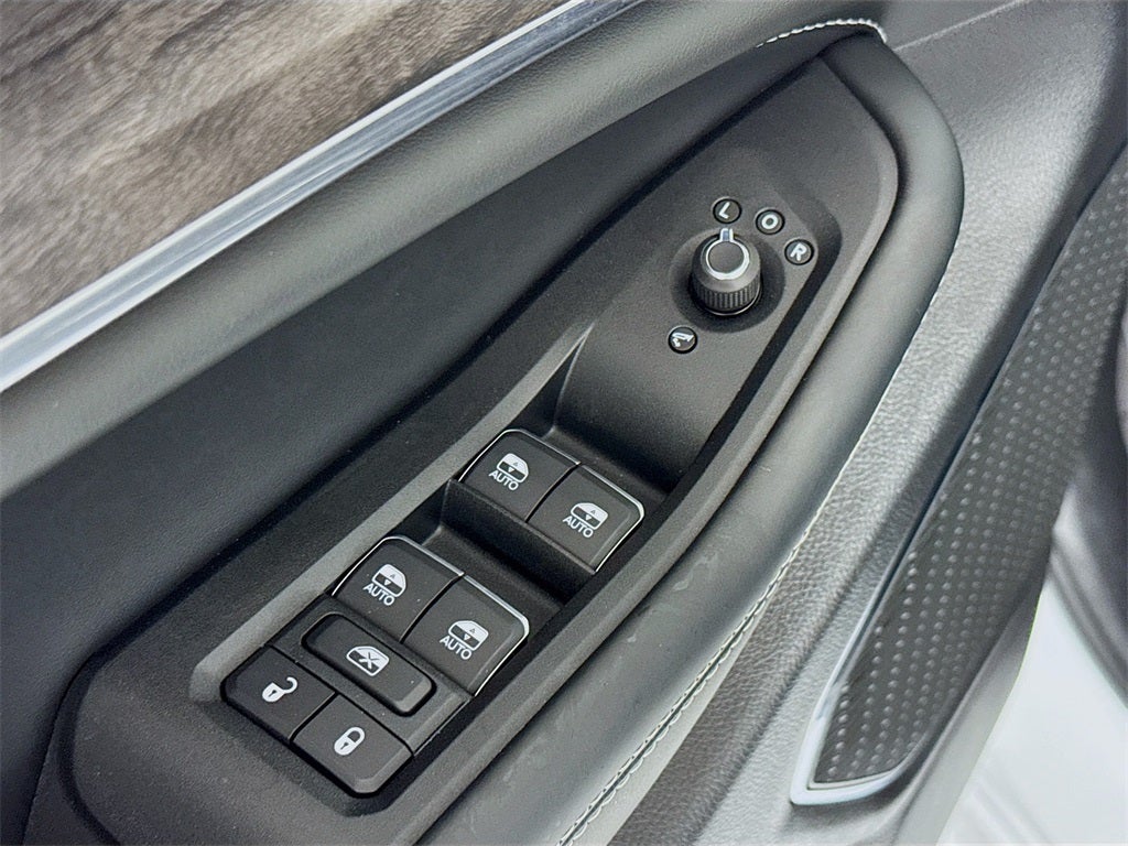 2025 Jeep Grand Cherokee Overland