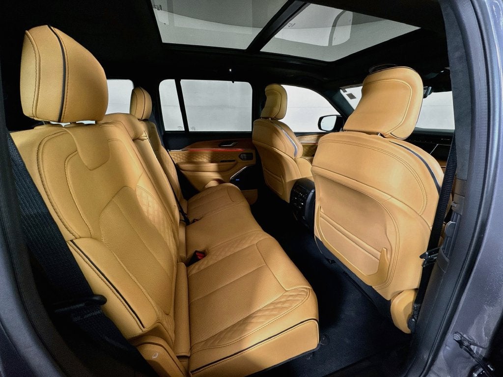 2025 Jeep Grand Cherokee Summit Reserve Reserve 4X4
