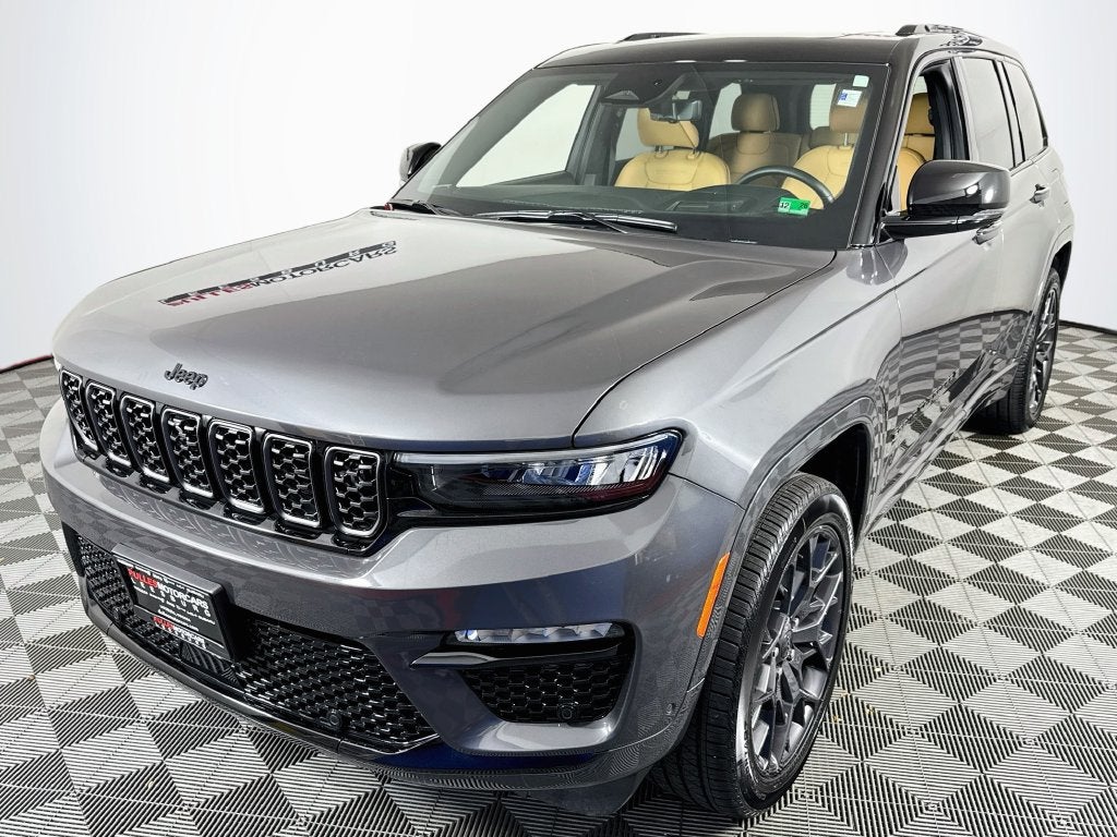 2025 Jeep Grand Cherokee Summit Reserve Reserve 4X4