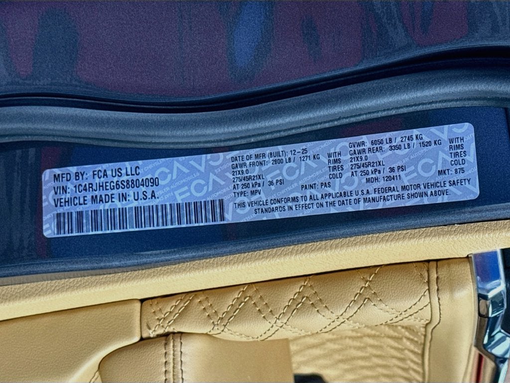 2025 Jeep Grand Cherokee Summit Reserve Reserve 4X4