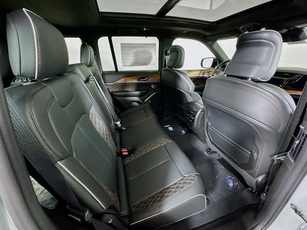 2026 Jeep Grand Cherokee Summit