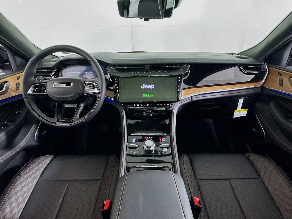 2026 Jeep Grand Cherokee Summit