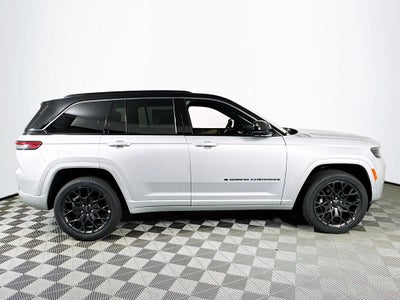 2026 Jeep Grand Cherokee Summit