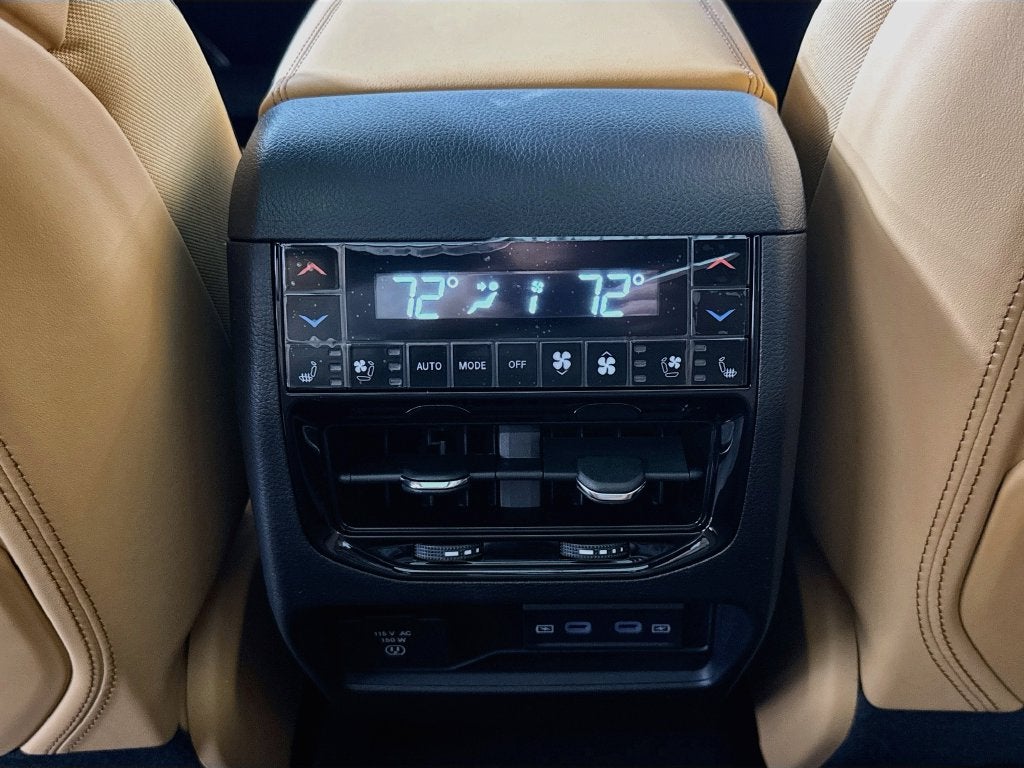 2027 Jeep Grand Cherokee Summit