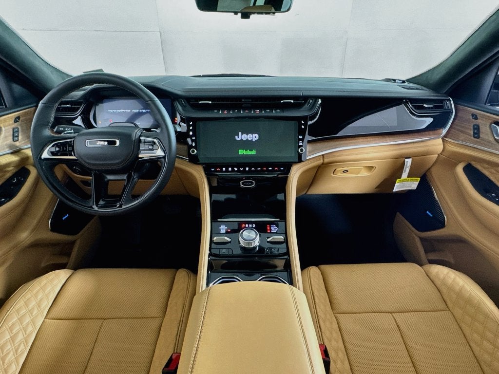 2027 Jeep Grand Cherokee Summit