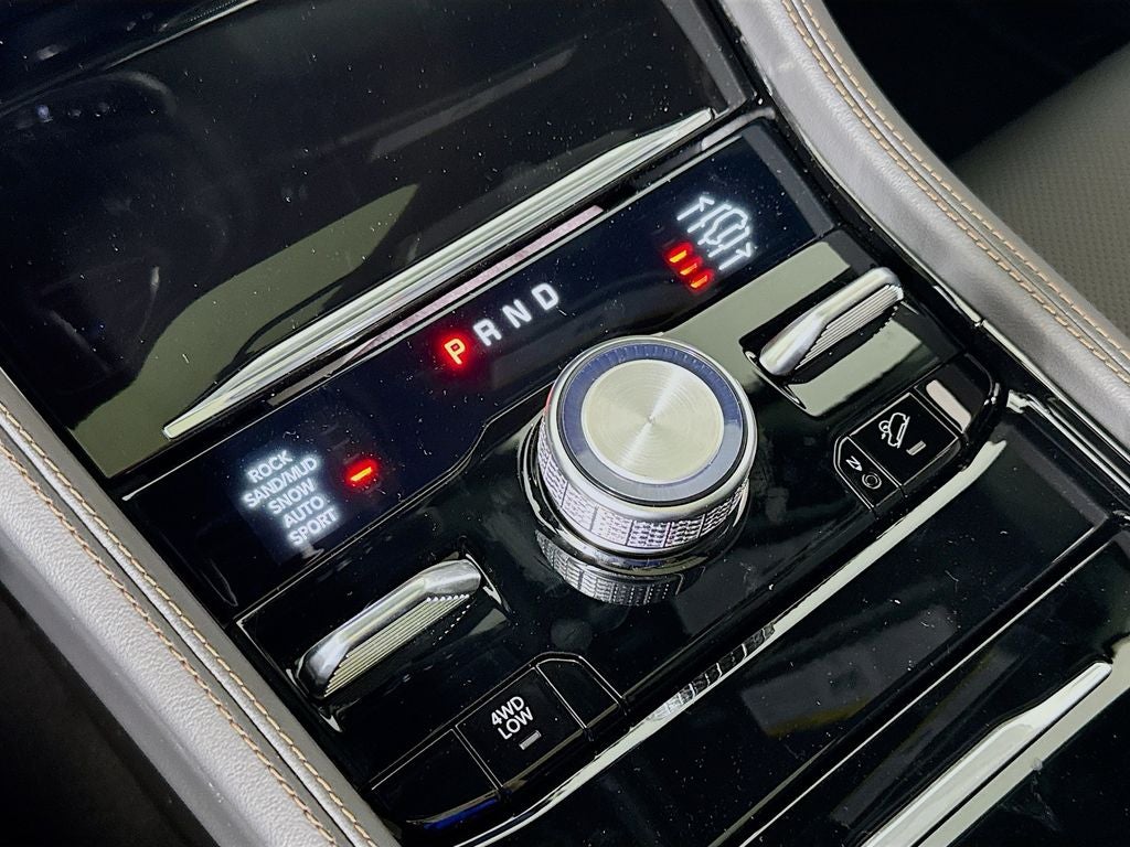 2026 Jeep Grand Cherokee Summit