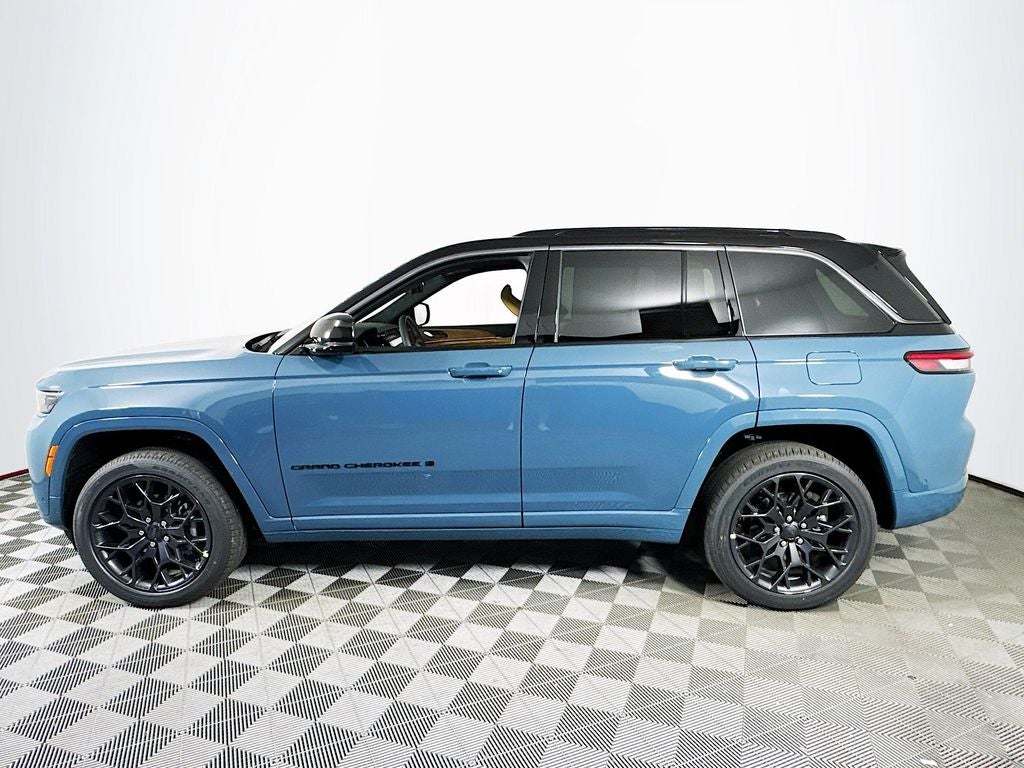 2026 Jeep Grand Cherokee Summit