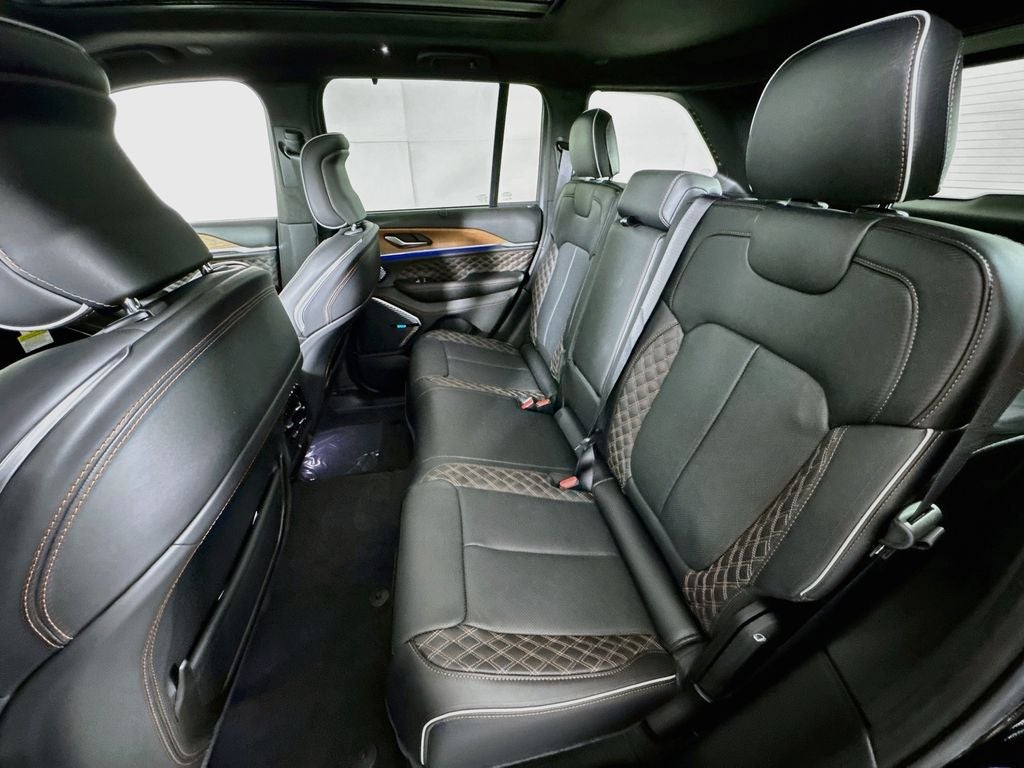 2026 Jeep Grand Cherokee Summit