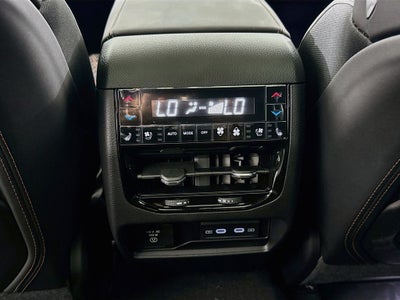 2026 Jeep Grand Cherokee Summit