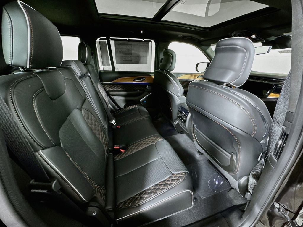 2026 Jeep Grand Cherokee Summit